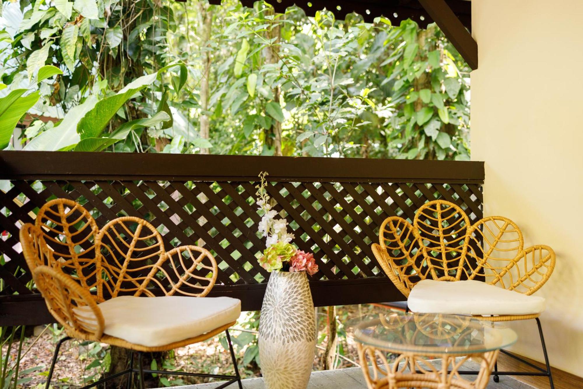 Almonds & Corals Boutique Hotel Puerto Viejo de Talamanca Екстер'єр фото